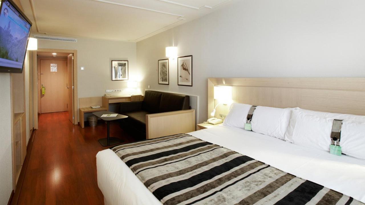 Suites Plaza Hotel & Wellness Андорра-ла-Велья Экстерьер фото